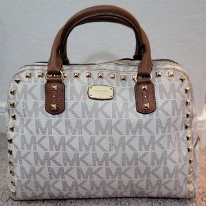 MK PURSE